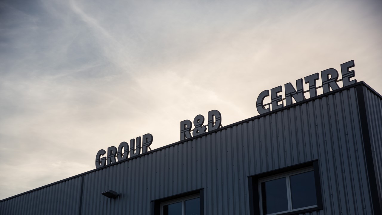 METALIS GROUP R&D CENTER (FR)